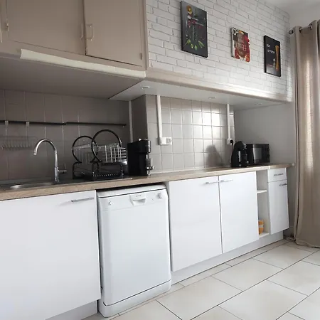 Centre 3 Pieces 70m2 Avec Climatisation Apartamento
